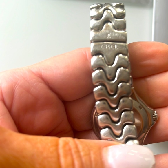 EUC Ebel stainless steel sports watch with quartz movement. - Picture 3 of 4